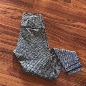 Lululemon Tiny tooth high times